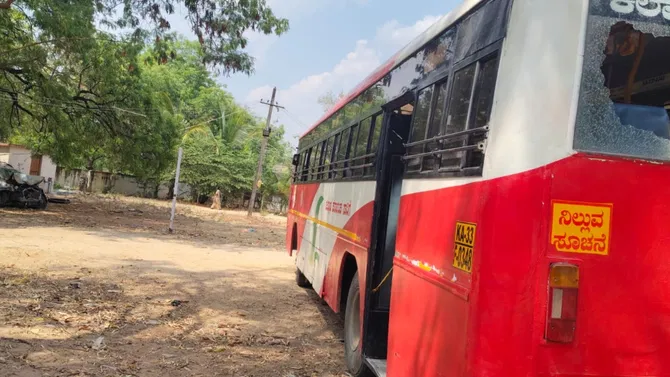 ಊರಿಗೆ ಹೋಗಲು ವಾಹನಗಳು ಸಿಕ್ಕಿಲ್ಲ ಅಂತ ಬಸ್ಸನ್ನೇ ಕದ್ದೊಯ್ದ ಚಾಲಾಕಿ ಚಾಲಕ!