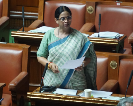 ಅಂಗನವಾಡಿ ಕಾರ್ಯಕರ್ತೆಯರ ಕಡೆ ಕೇಂದ್ರ ಸರ್ಕಾರವೂ ಕಣ್ತೆರೆಯಲಿ: ಲಕ್ಷ್ಮೀ ಹೆಬ್ಬಾಳ್ಕರ್ ಆಗ್ರಹ