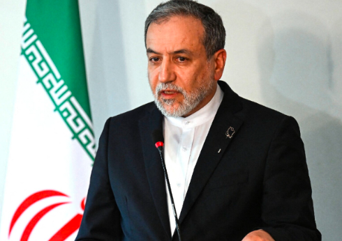 ರಷ್ಯಾ ತೈಲ ಖರೀದಿಗೆ ಅಮೆರಿಕವೇ ಭಾರತಕ್ಕೆ ಮನವಿ ಮಾಡಿದೆ: ಇರಾನ್ ಸಚಿವರ ಟೀಕೆ