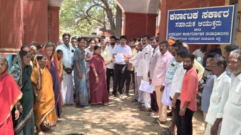 ಕುಡಿಯುವ ನೀರಿಗಾಗಿ ಗ್ರಾ. ಪಂ. ಕಚೇರಿಗೆ ಬೀಗ ಹಾಕಿ ಪ್ರತಿಭಟಿಸಿದ್ದ 80 ಜನರ ವಿರುದ್ಧ ಎಫ್ಐಆರ್