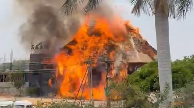 ಬೆಂಗಳೂರಿನಲ್ಲಿ ಮತ್ತೊಂದು ಅಗ್ನಿ ಅವಘಡ: ಕ್ಷಣಾರ್ಧದಲ್ಲೇ ಹೊತ್ತಿ ಉರಿದ ಹೋಟೆಲ್!