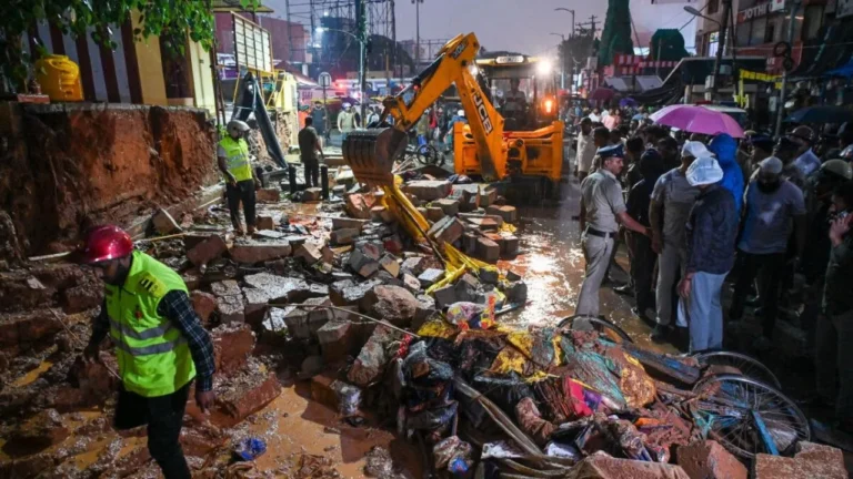ಹುಟ್ಟುಹಬ್ಬದ ಸಂಭ್ರಮದ ನಡುವೆ ದುರಂತ: ಹೊಸ ಬಟ್ಟೆ ಖರೀದಿಗೆ ಬಂದ 6 ವರ್ಷದ ಬಾಲಕಿ ಗೋಡೆ ಕುಸಿತಕ್ಕೆ ಬಲಿ