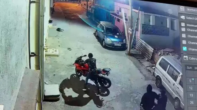 ಸಾಲ ಮಾಡಿ ತಂದಿದ್ದ ಕೆಟಿಎಂ ಬೈಕ್ ರಾತ್ರೋ ರಾತ್ರಿ ಕಳ್ಳತನ! ಯುವಕ ಕಂಗಾಲು