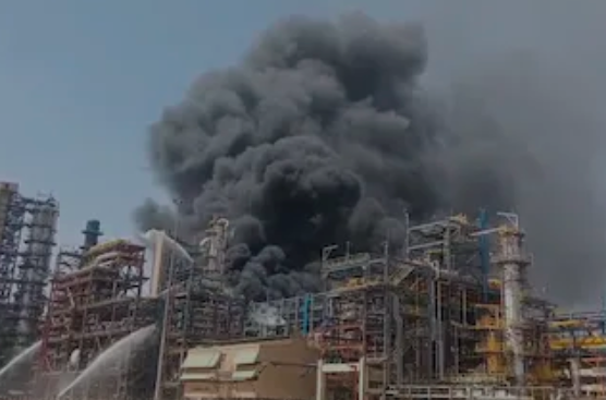 ಮೋದಿಯಿಂದ ಉದ್ಘಾಟನೆಗೂ ಮೊದಲೇ ರಾಜಸ್ಥಾನದ ಸಂಸ್ಕರಣಾಗಾರದಲ್ಲಿ ಬೆಂಕಿ ಅವಘಡ! 