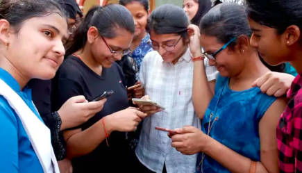 SSLC ಫಲಿತಾಂಶ ಪ್ರಕಟ: 7 ಮಂದಿ ವಿದ್ಯಾರ್ಥಿಗಳಿಗೆ ಔಟ್ ಆಫ್ ಔಟ್! ದಕ್ಷಿಣ ಕನ್ನಡ ಜಿಲ್ಲೆಗೆ ಪ್ರಥಮ ಸ್ಥಾನ