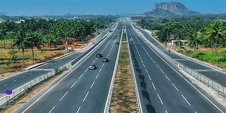 ಮಂಡ್ಯದಲ್ಲಿ ಸಿನಿಮಾಶೈಲಿ ದರೋಡೆ: 26 ಲಕ್ಷ ರೂ. ಹಣ ಕಳವು!
