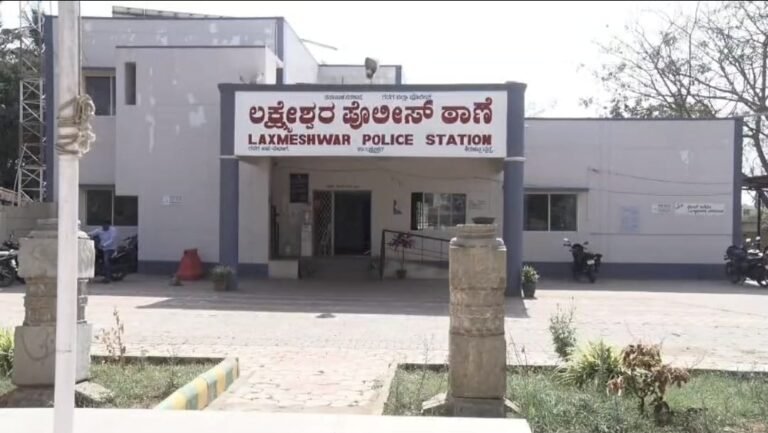 ವ್ಯಾಪಾರಿಯ ಮೇಲೆ ಹಲ್ಲೆ: ಜೀವ ಬೆದರಿಕೆ ಹಾಕಿ ಹಣ ಕಿತ್ತು ಮೂವರು ಪರಾರಿ