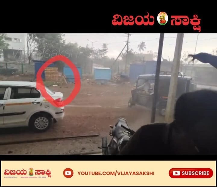 ಜಿಮ್ಸ್ ಬಳಿ ಕೂದಲೆಳೆ ಅಂತರದಲ್ಲಿ ತಪ್ಪಿದ ದುರಂತ..! ಮಹಿಳಾ ಹೋಂ ಗಾರ್ಡ್ ಬಚಾವ್-ವಿಡಿಯೋ ವೈರಲ್