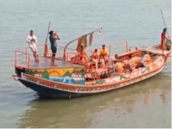 ಬಿಹಾರದ ಗಂಗಾ ನದಿಯಲ್ಲಿ ದೋಣಿ ದುರಂತ; ಇಬ್ಬರು ಸಾವು, ಐವರು ನಾಪತ್ತೆ