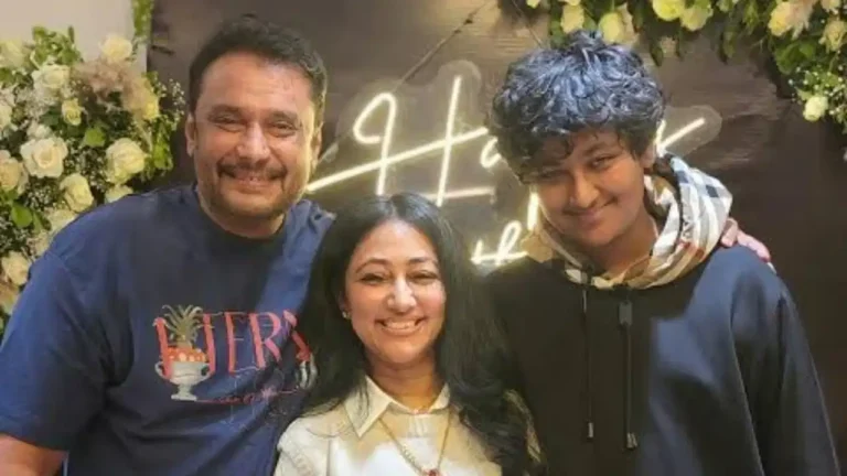 ವಿವಾಹ ವಾರ್ಷಿಕೋತ್ಸವದಂದು ದರ್ಶನ್‌ಗೆ ಸಿಕ್ಕ ರಿಲೀಫ್; ಪತ್ನಿ ವಿಜಯಲಕ್ಷ್ಮಿ, ಪುತ್ರ ವಿನೀಶ್ ಜೊತೆ ವಿಶೇಷ ಭೇಟಿ