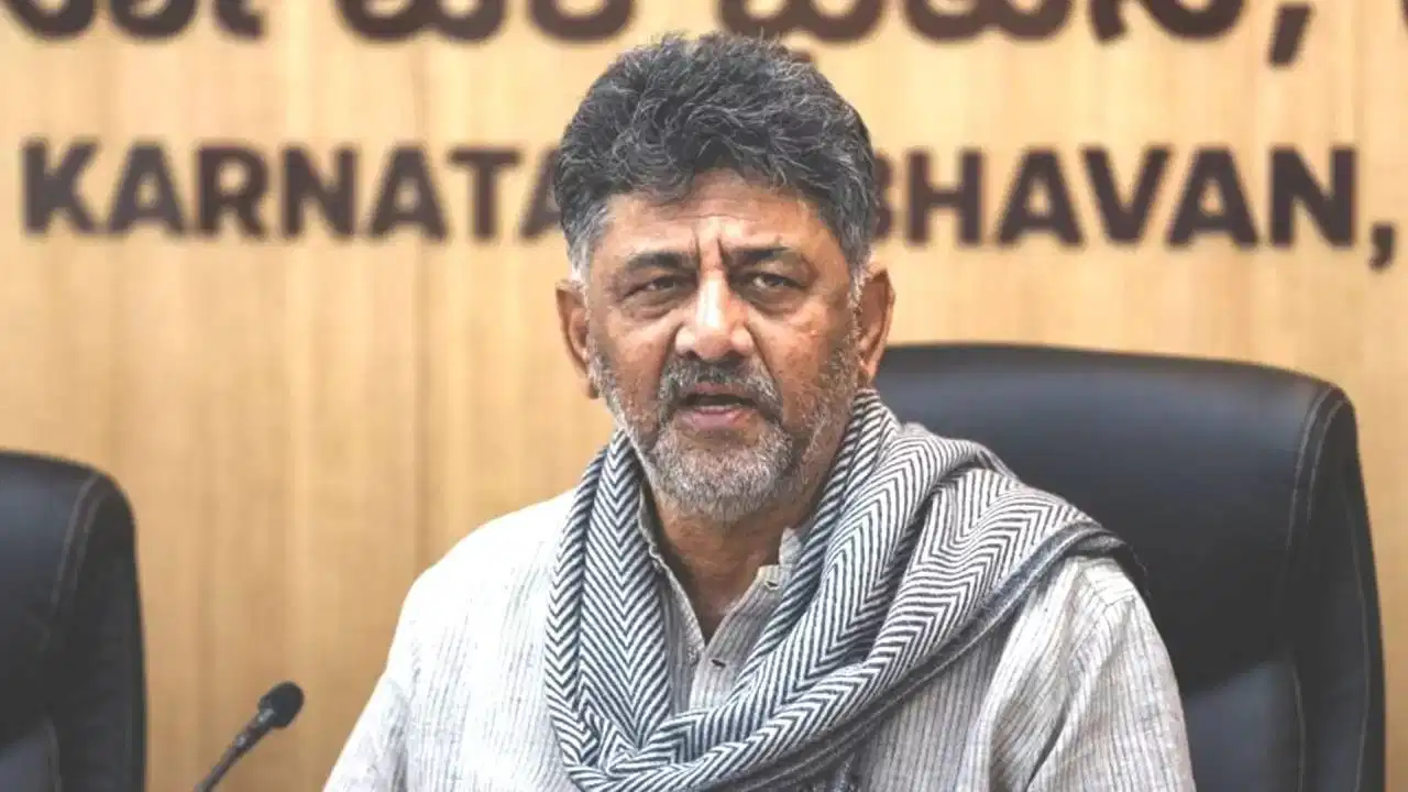 ಕೊನೆಗೂ ಸಚಿವ ಸಂಪುಟ ವಿಸ್ತರಣೆಗೆ ಮುಹೂರ್ತ ಫಿಕ್ಸ್: ಸಿಎಂ ಡಿಕೆಶಿಗೆ ಹೈಕಮಾಂಡ್ ಬುಲಾವ್