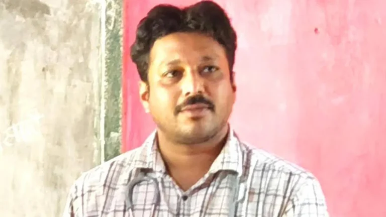 ನೂರಾರು ಜೀವ ಉಳಿಸಿದ್ದ ವೈದ್ಯನಿಗೆ ಸಿಗಲಿಲ್ಲ ಚಿಕಿತ್ಸೆ : ಗಡಿಯ ಗ್ರಾಮದಲ್ಲಿ ಹೃದಯವಿದ್ರಾವಕ ಅಂತ್ಯ