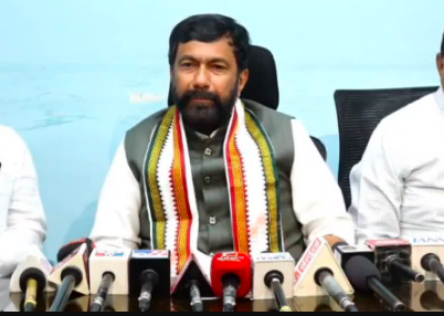 ಮೇ ತಿಂಗಳಲ್ಲಿ ಸಚಿವ ಸಂಪುಟ ಪುನರ್ ರಚನೆ ಸಾಧ್ಯತೆ: ದೆಹಲಿ ಭೇಟಿಯ ಬಳಿಕ ಅಂತಿಮ ನಿರ್ಧಾರ ಎಂದ ಸಲೀಂ ಅಹ್ಮದ್