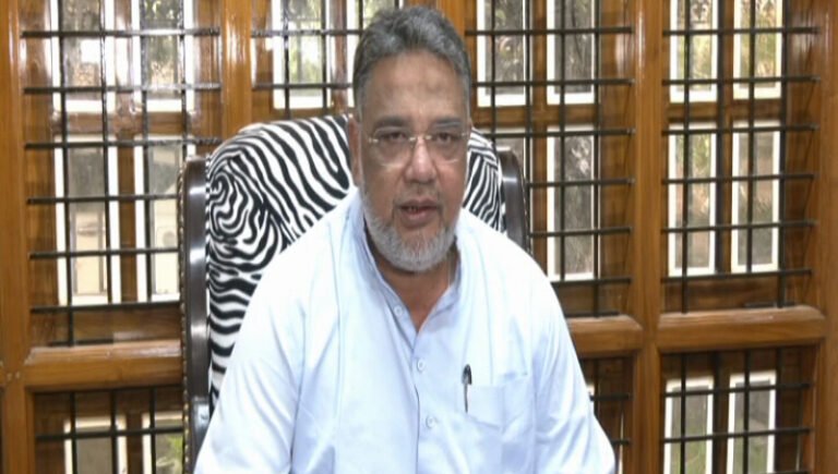 “ಸಚಿವರು ಈಗ ತ್ಯಾಗಕ್ಕೆ ಸಿದ್ಧರಾಗಲಿ!”; ಹೊಸ ಸಂಪುಟಕ್ಕೂ ಮುನ್ನ ತನ್ವೀರ್ ಸೇಠ್ ಬಿಗ್ ಸ್ಟೇಟ್‌ಮೆಂಟ್