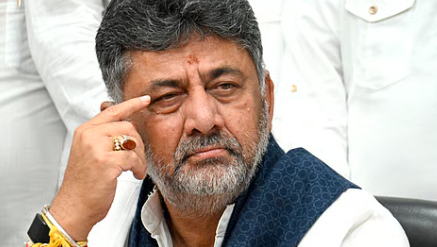 ಸಿಎಲ್​​ಪಿ ಸಭೆ ಮುನ್ನವೇ ರಾಜ್ಯಪಾಲರ ಭೇಟಿಯಾದ ಡಿ.ಕೆ. ಶಿವಕುಮಾರ್​​: ಕಾರಣ ಇಲ್ಲಿದೆ