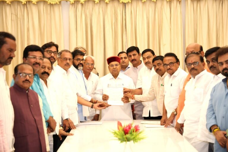 ಲಾಡ್ಲೆ ಮಶಾಕ್ ದರ್ಗಾ ಗಲಾಟೆ ಪ್ರಕರಣ ವಾಪಸ್: ಸರ್ಕಾರದ ನಿರ್ಧಾರ ರದ್ದುಪಡಿಸಲು ರಾಜ್ಯಪಾಲರಿಗೆ BJP ಮನವಿ