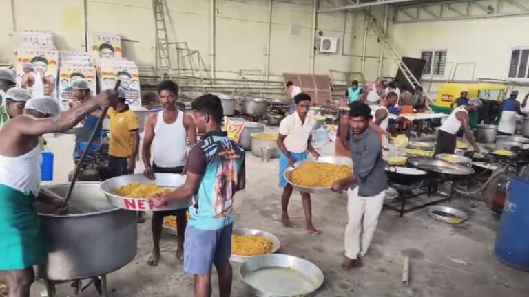 ನಾಳೆ ಡಿ.ಕೆ.ಶಿವಕುಮಾರ್ ಪದಗ್ರಹಣ: ನೆಲಮಂಗಲದಲ್ಲಿ 10 ಲಕ್ಷ ಲಾಡು ತಯಾರಿ!