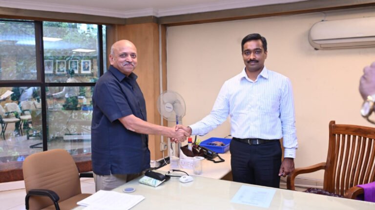 ವಾರ್ತಾ ಇಲಾಖೆಗೆ ಐಪಿಎಸ್ ಟಚ್: ನೂತನ ಆಯುಕ್ತರಾಗಿ ಎಂ.ಎನ್. ಅನುಚೇತ್ ಅಧಿಕಾರ ಸ್ವೀಕಾರ
