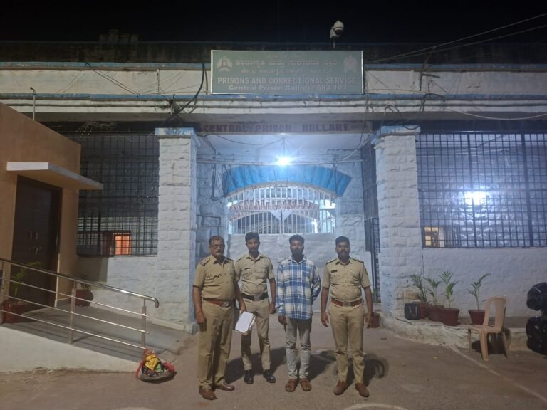 ಗಡಿಪಾರು ಉಲ್ಲಂಘಿಸಿ ಮತ್ತೆ ದಾದಾಗಿರಿ; ರೌಡಿಶೀಟರ್‌ಗೆ ಗೂಂಡಾ ಅಸ್ತ್ರ!  ಒಂದು ವರ್ಷ ಬಳ್ಳಾರಿ ಜೈಲು ಪಾಲು