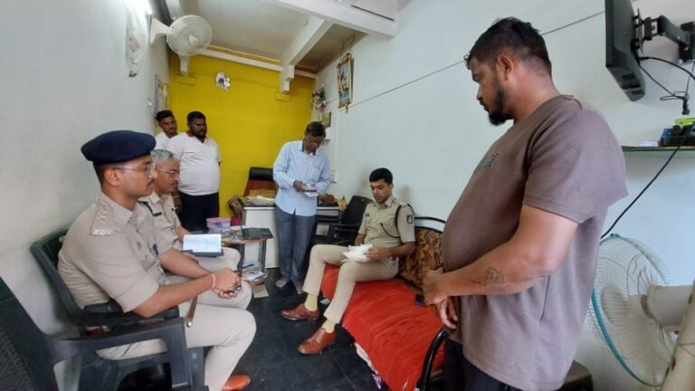 ಅಕ್ರಮ ಬಡ್ಡಿ ದಂಧೆ ಮೇಲೆ ಪೊಲೀಸರ ಭರ್ಜರಿ ದಾಳಿ: ₹60 ಲಕ್ಷ ಮೌಲ್ಯದ ಚಿನ್ನ, ₹5.5 ಲಕ್ಷ ನಗದು ಸೇರಿದಂತೆ ಮಹತ್ವದ ದಾಖಲೆಗಳ ಜಪ್ತಿ