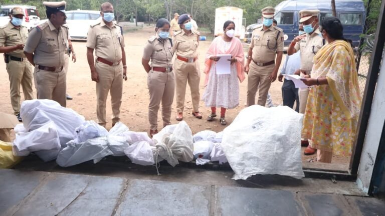 ಬಳ್ಳಾರಿಯಲ್ಲಿ ₹6.68 ಲಕ್ಷ ಮೌಲ್ಯದ 15.740 ಕೆ.ಜಿ. ಗಾಂಜಾ ನಾಶ!
