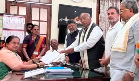 ಜೂನ್ 18ರ ರಾಜ್ಯಸಭಾ ಚುನಾವಣೆಗೆ ನಾಮಪತ್ರ ಸಲ್ಲಿಸಿದ ಮಲ್ಲಿಕಾರ್ಜುನ್ ಖರ್ಗೆ!