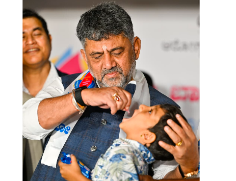 ರಾಜ್ಯಾದ್ಯಂತ ಪಲ್ಸ್ ಪೋಲಿಯೋ ಲಸಿಕಾ ಅಭಿಯಾನಕ್ಕೆ ಚಾಲನೆ; ಪ್ರತಿಯೊಂದು ಮಗುವಿಗೂ ಲಸಿಕೆ ತಲುಪಲಿ – ಸಿಎಂ ಡಿಕೆಶಿ