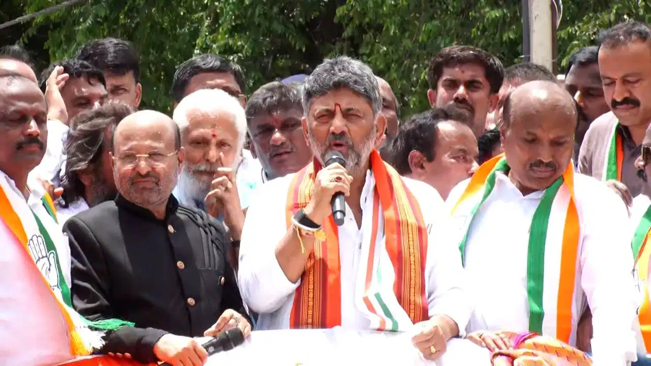 ಸಿಎಂ ಆದರೂ ನಿಮ್ಮ ಮನೆ ಮಗನೇ; ಕನಕಪುರದಲ್ಲಿ ಭಾವನಾತ್ಮಕವಾಗಿ ಮಾತನಾಡಿದ ಡಿ.ಕೆ. ಶಿವಕುಮಾರ್
