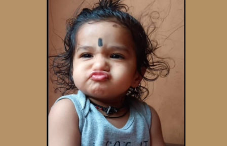 ತಾಯಿಯ ಮಡಿಲಲ್ಲಿದ್ದ ಕಂದಮ್ಮನ ಮೇಲೆ ಬಿದ್ದ ತೆಂಗಿನಕಾಯಿ: ಒಂದೂವರೆ ವರ್ಷದ ಮಗು ದಾರುಣ ಸಾವು!