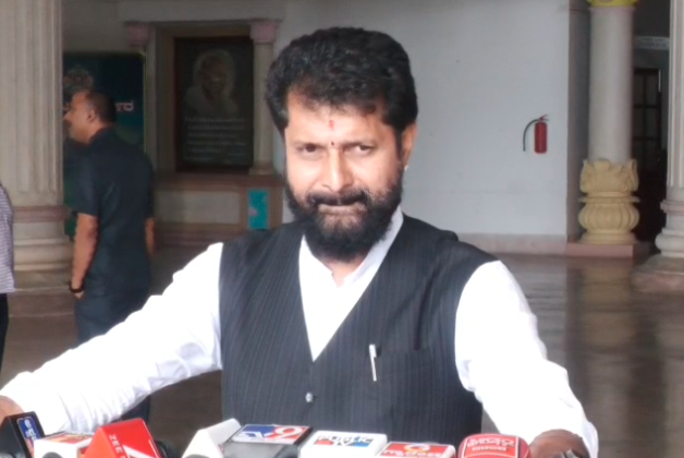 RSS ಟೀಕೆ ಬಿಟ್ಟು ರಾಜ್ಯದ ಗಂಭೀರ ಸಮಸ್ಯೆಗಳತ್ತ ಗಮನ ಕೊಡಿ: ಪ್ರಿಯಾಂಕ್ ಖರ್ಗೆ ವಿರುದ್ಧ ಸಿಟಿ ರವಿ ಕಿಡಿ