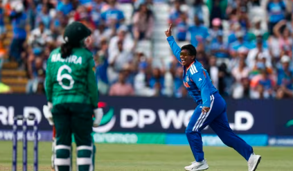 T20 World Cup: ದೀಪ್ತಿ ಸ್ಪಿನ್ ಜಾದೂಗೆ ಪಾಕ್ ಪತನ: ಪಾಕಿಸ್ತಾನ ವಿರುದ್ಧ ಭಾರತ ಮಹಿಳೆಯರ ಭರ್ಜರಿ ಗೆಲುವು!