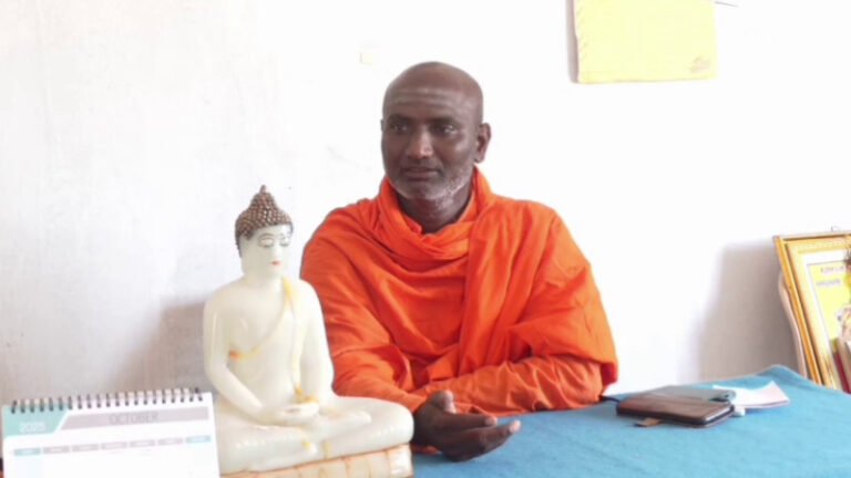 ಜಮೀನು ವಿವಾದ: ಶಿವಶರಣ ಹರಳಯ್ಯ ಮಠಕ್ಕೆ ನುಗ್ಗಿ ಸ್ವಾಮೀಜಿ ಮೇಲೆ ಹಲ್ಲೆ