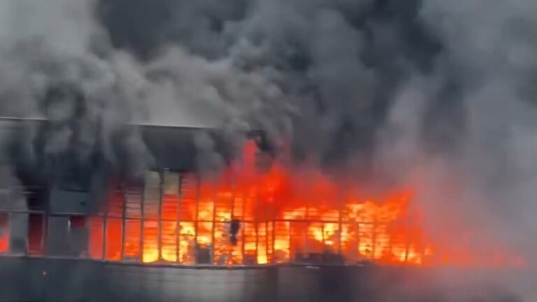 China Fire Accident: ಶೂ ಕಾರ್ಖಾನೆಯಲ್ಲಿ ಬೆಂಕಿ ಅವಘಡ, 28 ಮಂದಿ ಸಜೀವ ದಹನ!