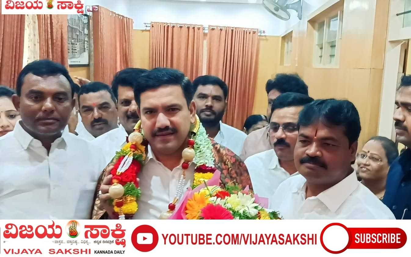 ಬಂಜಾರ ಸಮುದಾಯದ ಮುಖಂಡ ಐ.ಎಸ್. ಪೂಜಾರ ಬಿಜೆಪಿ ಸೇರ್ಪಡೆ