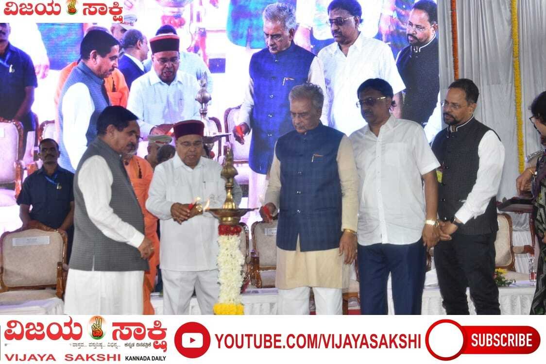 ದೇಶದ ಅಭಿವೃದ್ಧಿಗೆ ಭಾರತೀಯ ರೈಲ್ವೆಯ ಕೊಡುಗೆ ಅಪಾರ: ಥಾವರ್ ಚಂದ್ ಗೆಹ್ಲೋಟ್