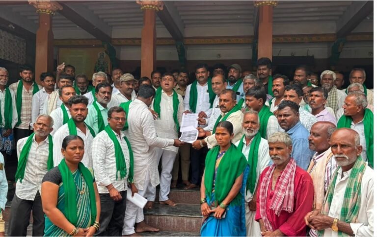 ಚರಂಡಿ ನೀರಿಗೆ ಮುಳುಗಿದ 150 ಎಕರೆ ಕೃಷಿಭೂಮಿ!