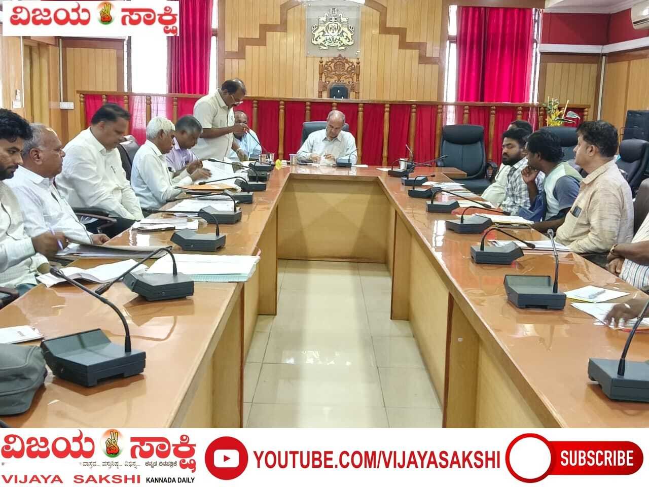 ದೇವಸ್ಥಾನಕ್ಕಿಂತ ಶಾಲೆ ಕಟ್ಟಿದರೆ ಸಮಾಜ ಬೆಳೆಯುತ್ತದೆ: ಜಿಲ್ಲಾಧಿಕಾರಿ ಸಿ.ಎನ್. ಶ್ರೀಧರ್