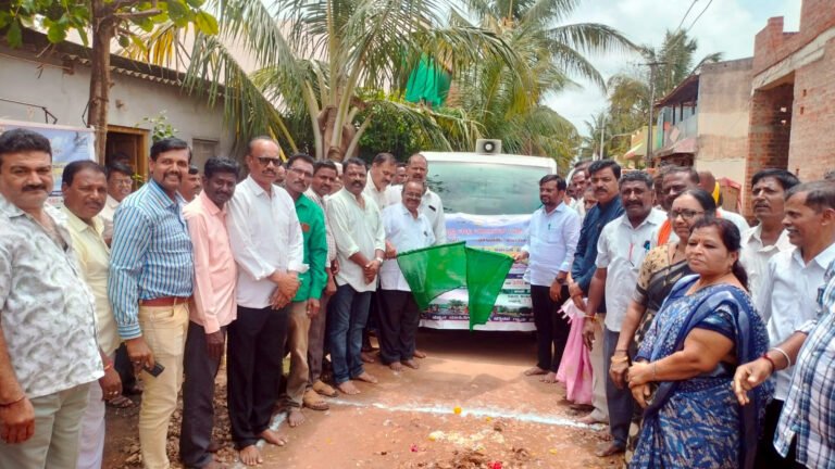 ವಿಬಿಜಿ ರಾಮ್‌ಜೀ ಯೋಜನೆಗೆ ಶಾಸಕ ಡಾ. ಚಂದ್ರು ಲಮಾಣಿ ಚಾಲನೆ