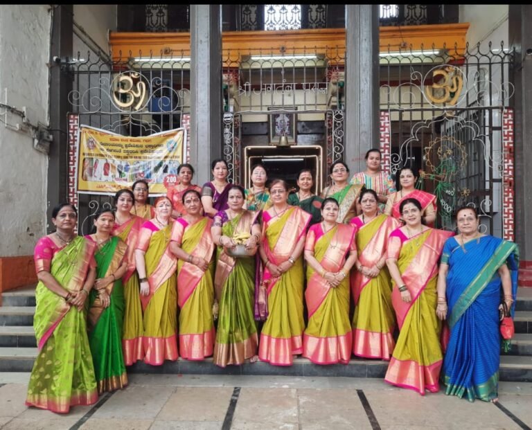 ಆಷಾಢದ ಉಡಿ ತುಂಬಿ ದೇವಿಯರ ಕೃಪೆಗೆ ಪ್ರಾರ್ಥನೆ