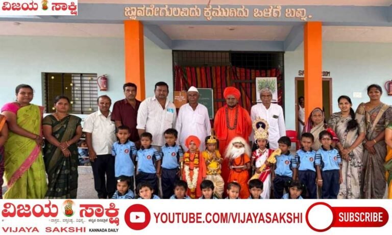 ಗುರುಭಕ್ತಿ, ಶಿಸ್ತು ಜೀವನದ ಶ್ರೇಷ್ಠ ಸಂಪತ್ತು: ಅಭಿನವ ಚನ್ನಬಸವ ಶ್ರೀಗಳು