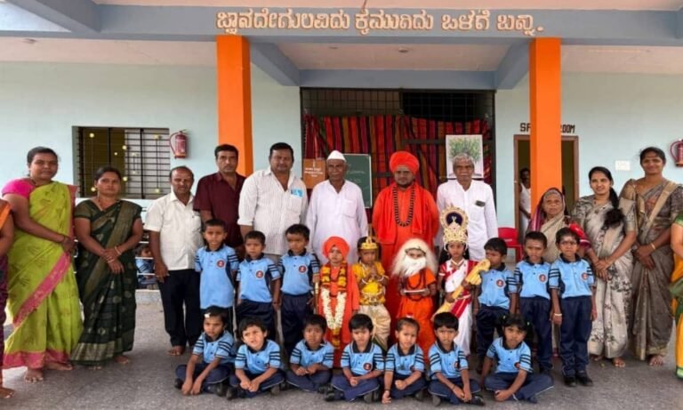 ಗುರುಭಕ್ತಿ, ಶಿಸ್ತು ಜೀವನದ ಶ್ರೇಷ್ಠ ಸಂಪತ್ತು: ಅಭಿನವ ಚನ್ನಬಸವ ಶ್ರೀಗಳು