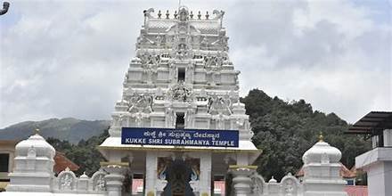ಧರ್ಮಸ್ಥಳ-ಕುಕ್ಕೆ ಸುಬ್ರಹ್ಮಣ್ಯ ಪ್ರವಾಸಕ್ಕೆ KSTDC ಭರ್ಜರಿ ಪ್ಯಾಕೇಜ್; ಬೆಂಗಳೂರಿನಿಂದ 2 ದಿನಗಳ ಯಾತ್ರೆಗೆ ಅವಕಾಶ!
