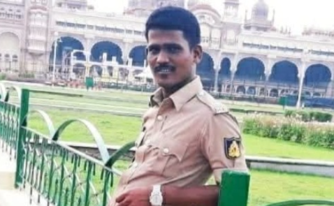 ಕರ್ತವ್ಯದಲ್ಲೇ ಪೊಲೀಸ್ ಪೇದೆ ಆತ್ಮಹತ್ಯೆ! ಸರ್ಕಾರಿ ರೈಫಲ್‌ನಿಂದ ಶೂಟ್ ಮಾಡಿಕೊಂಡು ಸಾವು