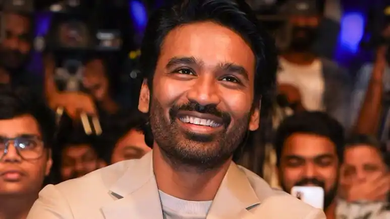 ಸಿನಿಮಾದಿಂದ ಜನಸೇವೆಯತ್ತ ಧನುಷ್ ಹೆಜ್ಜೆ? ಅಭಿಮಾನಿಗಳಿಗೆ ಕೊಟ್ಟ ಸಂದೇಶವೇ ರಾಜಕೀಯ ಪ್ರವೇಶದ ಸುಳಿವಾ?
