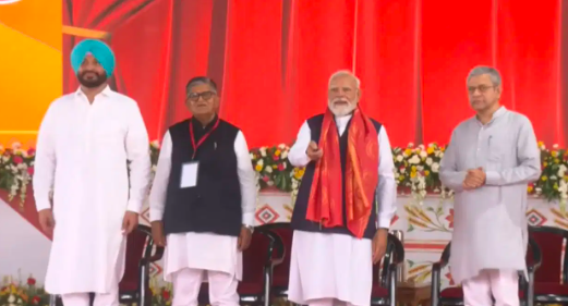 ಕರ್ನಾಟಕಕ್ಕೆ ಅಮೃತ್ ಭಾರತ್ ಯೋಜನೆಯ ಕೊಡುಗೆ: ನವೀಕೃತ ನಾಲ್ಕು ರೈಲು ನಿಲ್ದಾಣಗಳಿಗೆ ಪ್ರಧಾನಿ ಮೋದಿ ಚಾಲನೆ