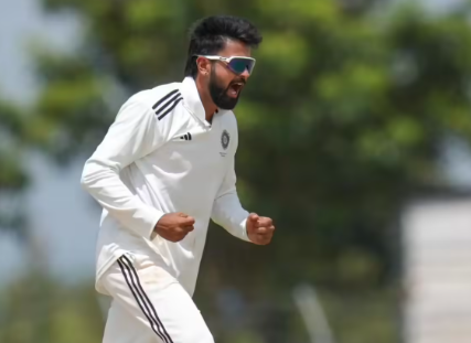 12 ವರ್ಷಗಳ ದೇಶೀಯ ಕ್ರಿಕೆಟ್ ಹೋರಾಟದ ಬಳಿಕ ಟೀಂ ಇಂಡಿಯಾಗೆ ಎಂಟ್ರಿ ಪಡೆದ ಆಲ್ ರೌಂಡರ್!