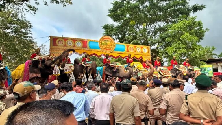 ಅಂಬಾರಿ ರಾಜನಿಗೆ ವಿದಾಯ: 9 ದಸರಾ ಆನೆಗಳೊಂದಿಗೆ ಮೈಸೂರಿನತ್ತ ಗಜಪಯಣ ಆರಂಭ!