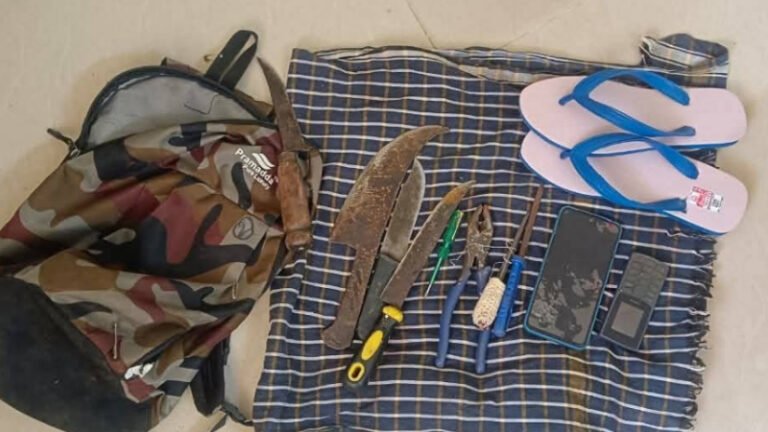 ಮೂವರ ಎನ್‌ಕೌಂಟರ್‌ಗೆ ಟ್ವಿಸ್ಟ್: ಘಟನಾ ಸ್ಥಳದಲ್ಲಿ ಸಿಕ್ಕ ಹೊಸ ಚಪ್ಪಲಿ ಬಗ್ಗೆ ACF ಹೇಳಿದ್ದೇನು?