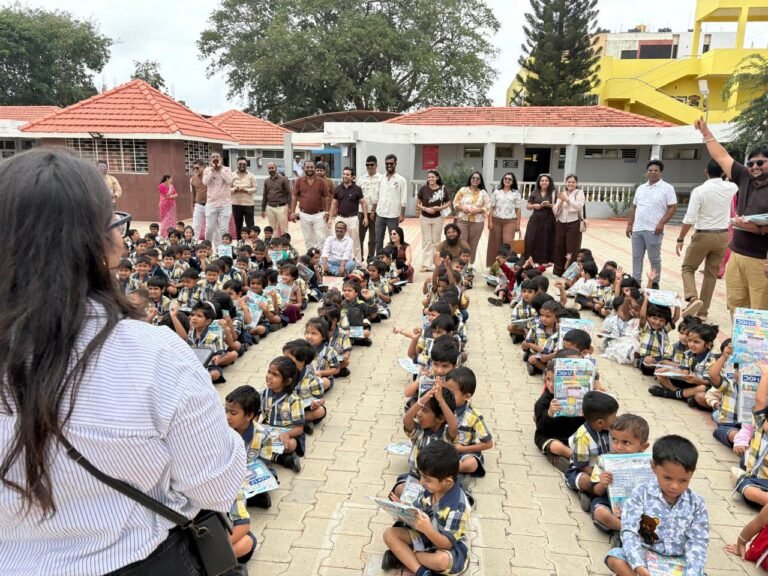 ಅಕ್ಷರ ಕಲಿಸಿದ ಶಾಲೆಗೆ ಮರಳಿದ ಶಿಷ್ಯರು!