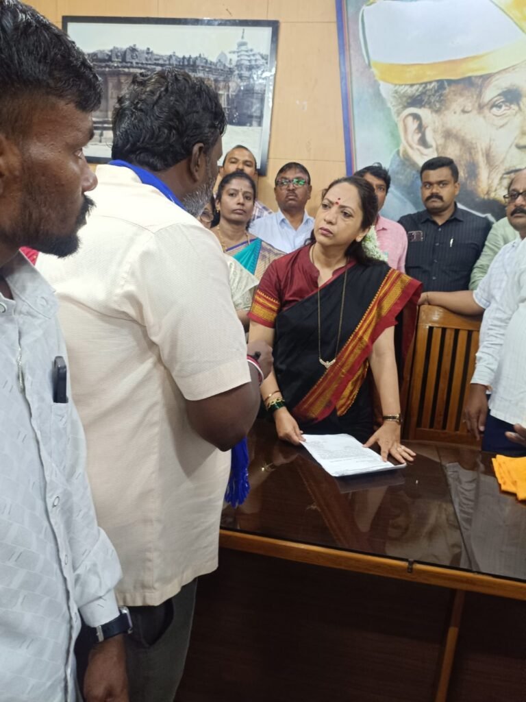 ದಲಿತರ ಸಮಸ್ಯೆಗಳಿಗೆ ಶೀಘ್ರ ನ್ಯಾಯ ಒದಗಿಸಿ